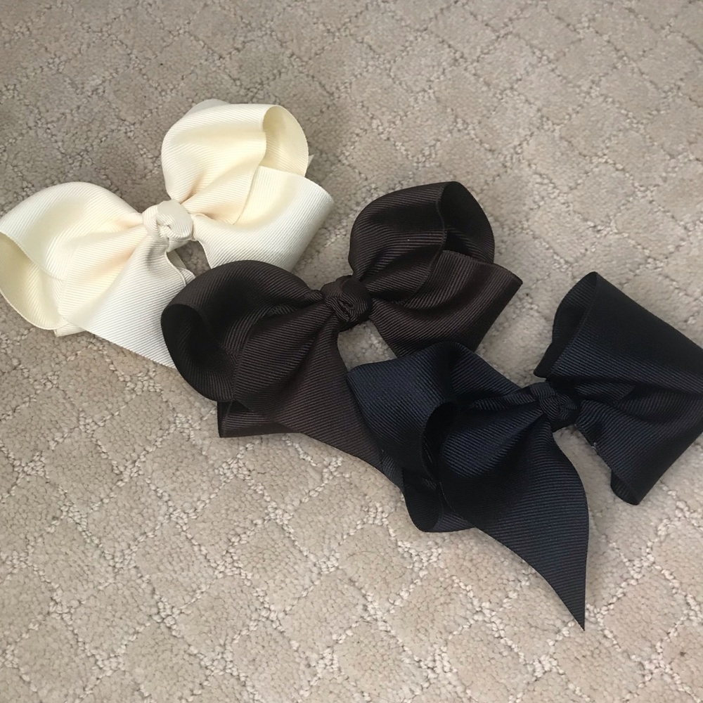 group of 3 beautiful bows!!